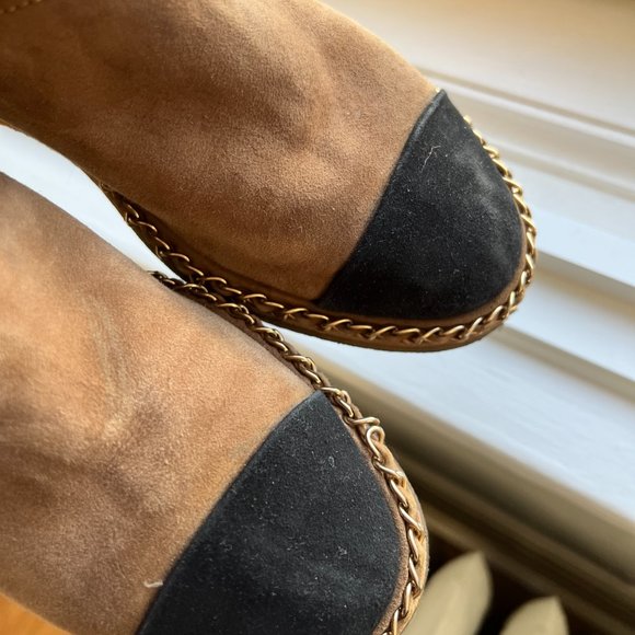 Chanel suede shearling cap toe winter boots/ TAKING OFFERS - Picture 11 of 12